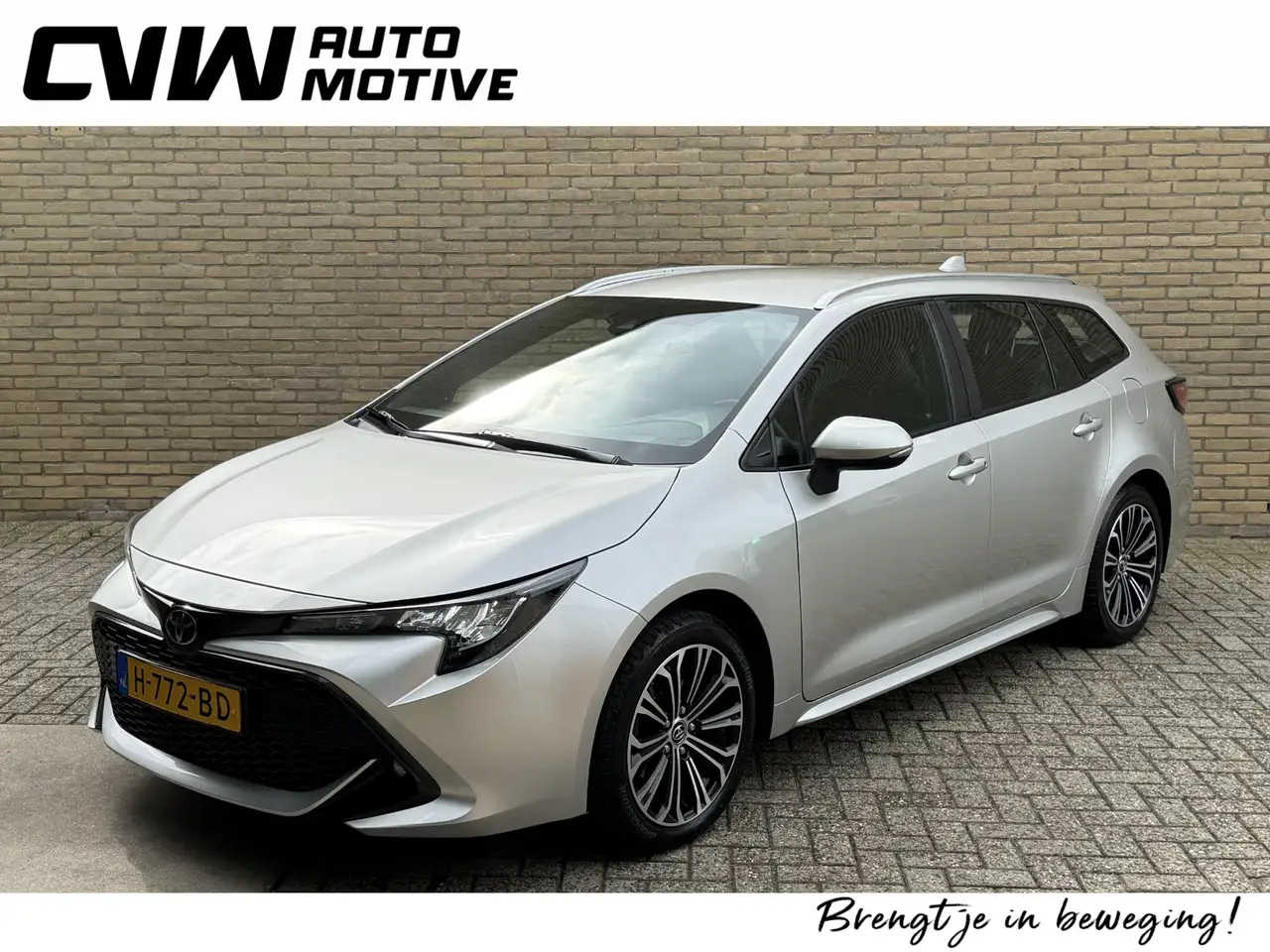 Toyota Corolla Touring Sports 1.2 Turbo Dynamic | Trekhaak afneem — photo 1 of 40