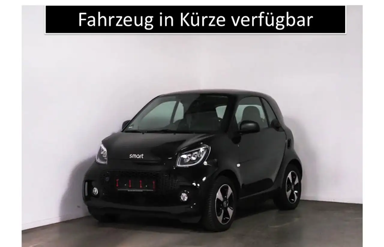 smart forTwo EQ LED/KAMERA/PANO — photo 1 of 11