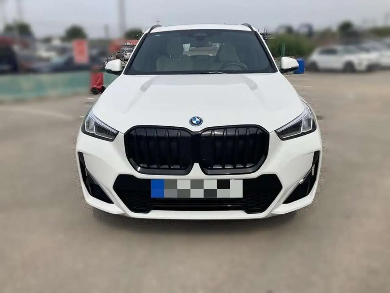 BMW X1 xDrive25e — photo 1 of 15