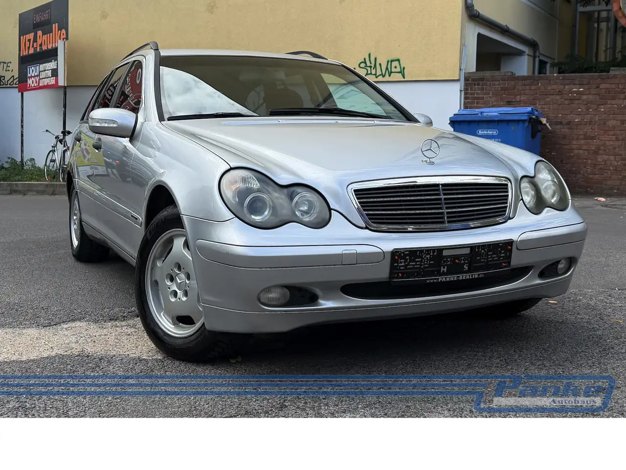 Mercedes-Benz C 180 Automatik*Holz*TÜV02/28*Tempo* — photo 1 of 15