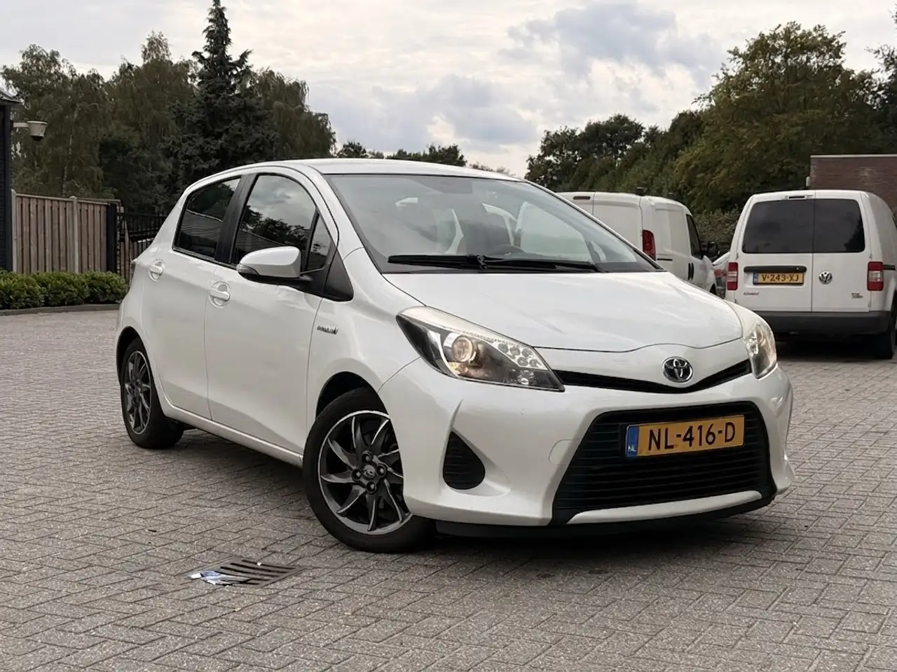 Toyota Yaris 1.5 Full Asp. Cruisecontrol Airco Apk — photo 1 of 16