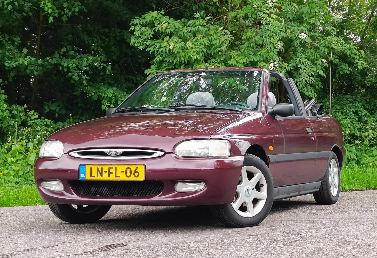 Ford Escort Escort 1.6 CLX Cabrio | APK 11-07-2027 | Youngtimer — photo 1 of 15