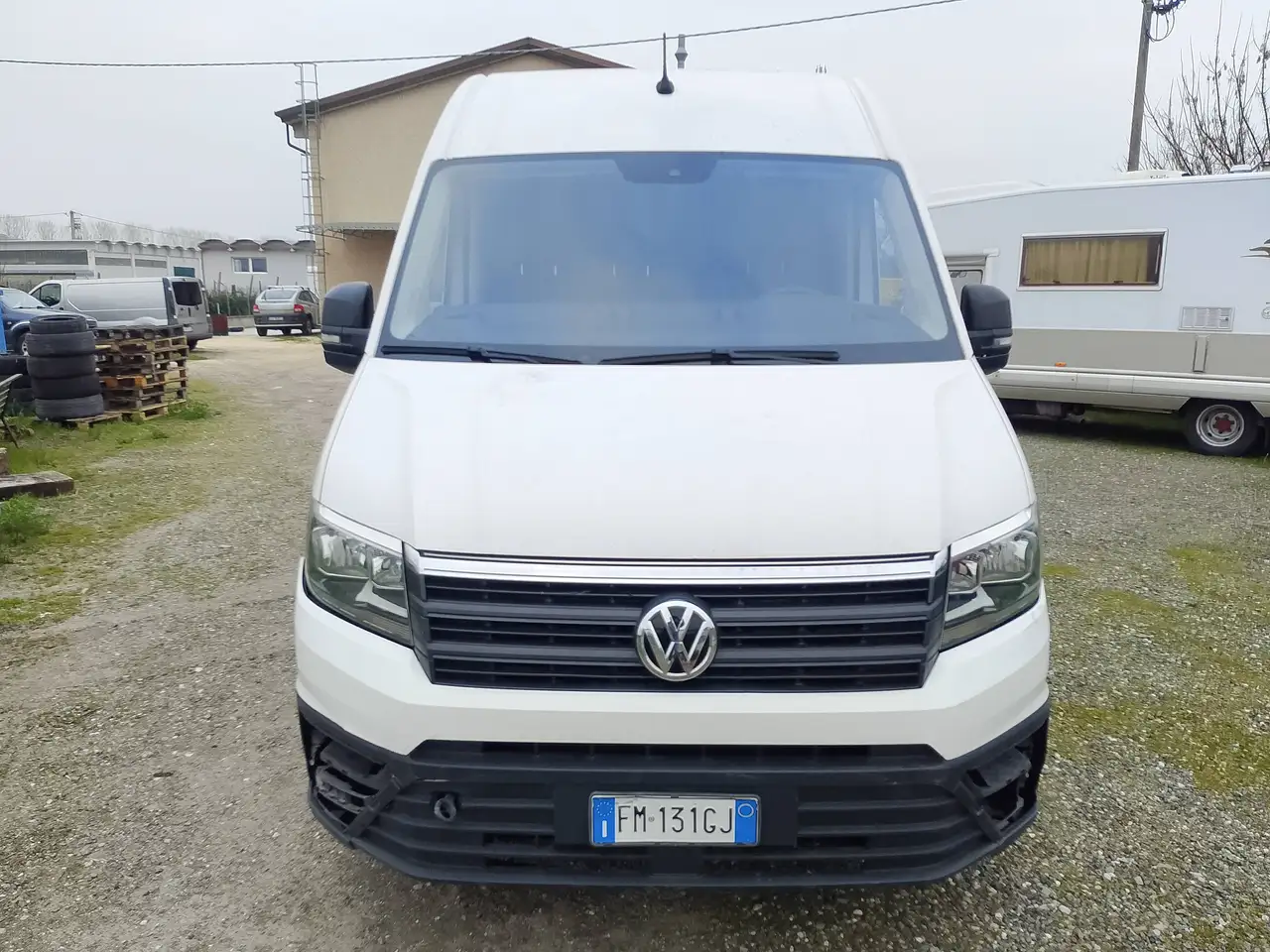 Volkswagen Crafter 30 2.0 TDI 140CV PM-TA Furgone Logistic — photo 1 of 15