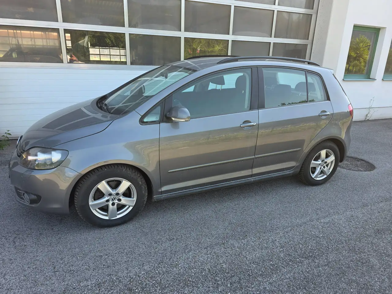Volkswagen Golf Plus Golf Plus Sky BMT 1,6 TDI DPF Sky — photo 1 of 9