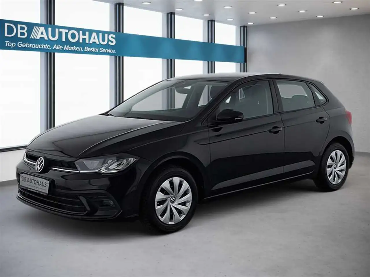 Volkswagen Polo Life 1.0 TSI — photo 1 of 34