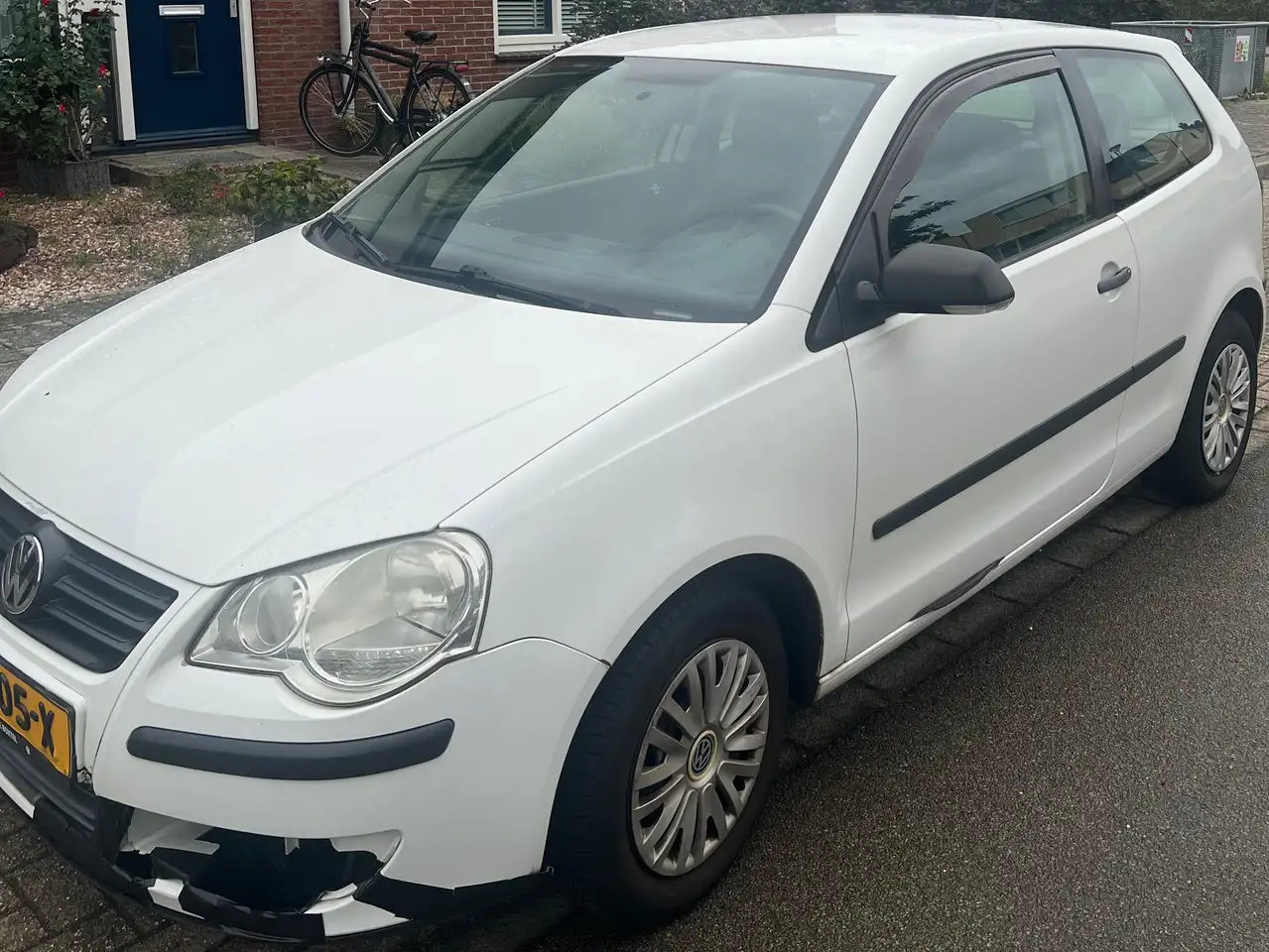 Volkswagen Polo Polo 1.2 Trendline — photo 1 of 16
