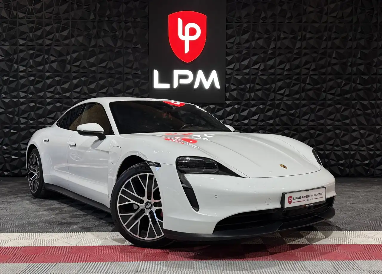 Porsche Taycan 571ch 4S avec batterie performance plus MY21 — photo 1 of 22