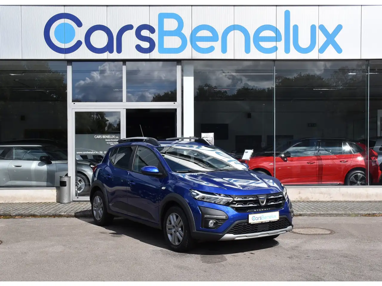 Dacia Sandero Stepway 1.0 TCe Extreme CLIMA REGUL SIDE GPS CAM — photo 1 of 16