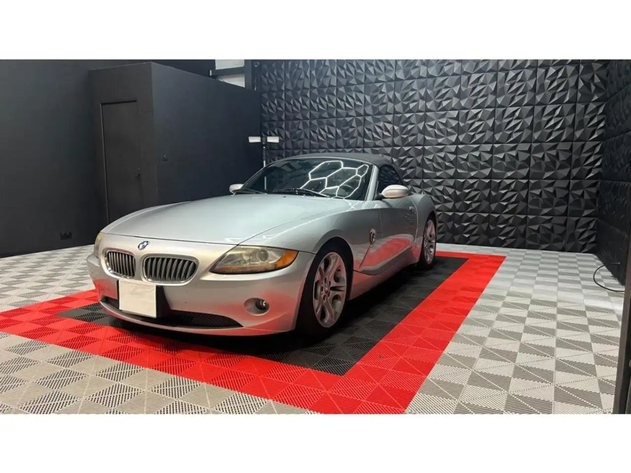 BMW Z4 Roadster 3.0i 231 CH - BV SMG E85 GARANTIE 12 MOIS Z 4 — photo 1 of 40