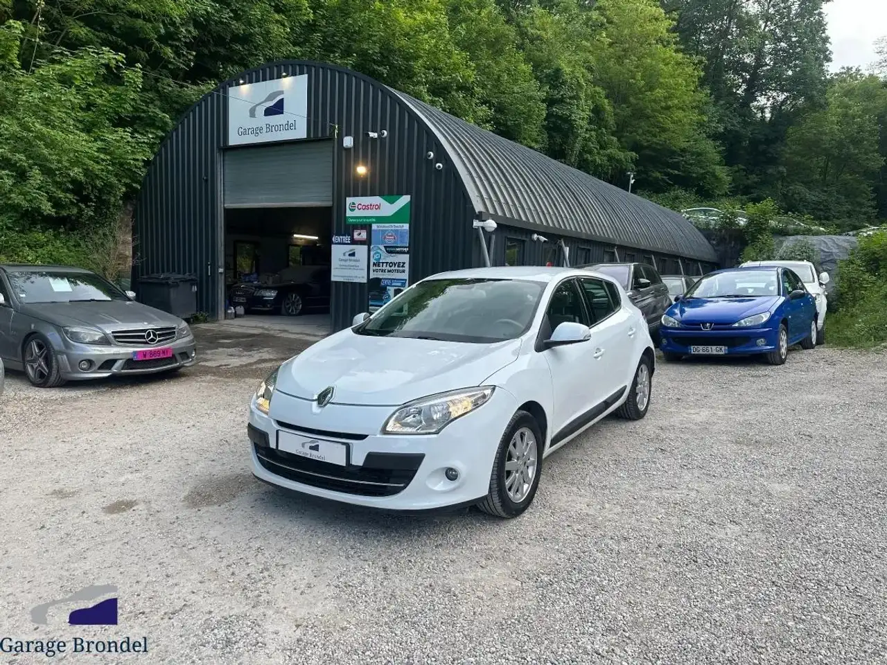 Renault Megane III 1.4i 130cv 1ére Main — photo 1 of 15