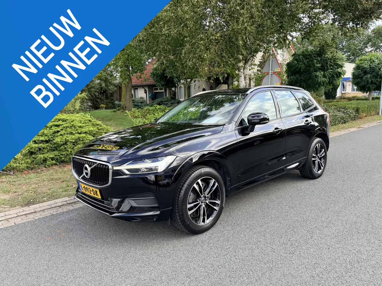 Volvo XC60 2.0 T5 AWD 254PK Momentum•Leder•Trekhaak — photo 1 of 31