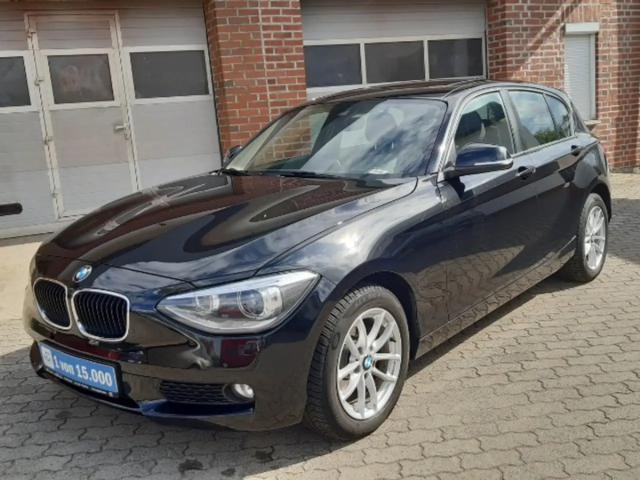 BMW 116 i — photo 1 of 18