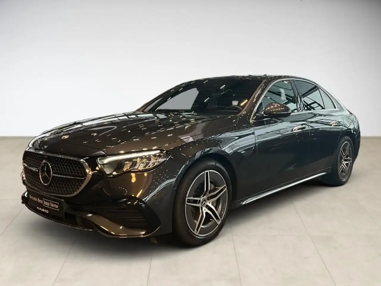Mercedes-Benz E 220 d AMG Style ACC AHK AUT Kam. KlimaA LED LM — photo 1 of 18