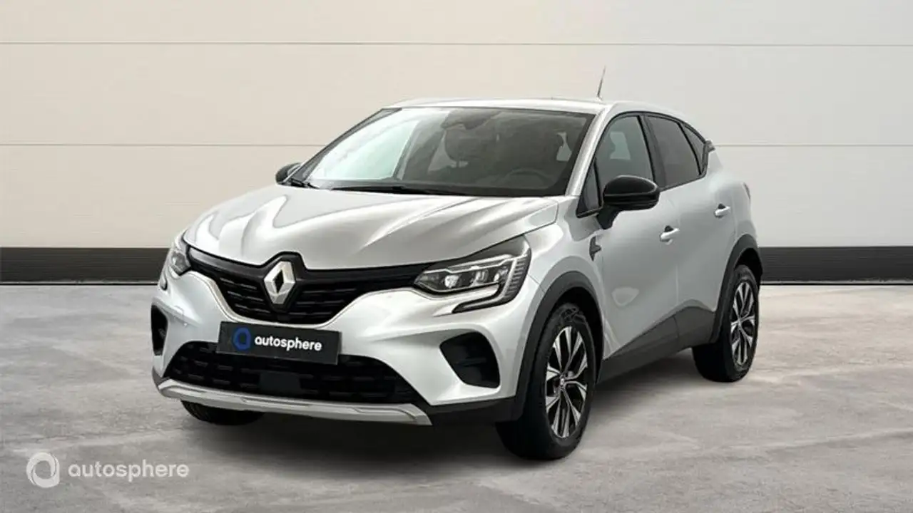Renault Captur 1.0 TCe 90ch Evolution — photo 1 of 15