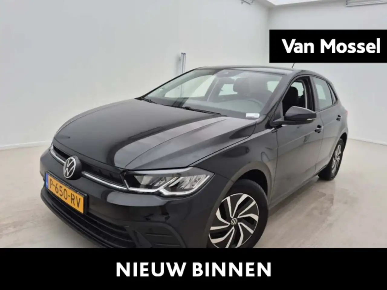 Volkswagen Polo 1.0 TSI Life Business 95 PK | Navigatie | Parkeers — photo 1 of 5