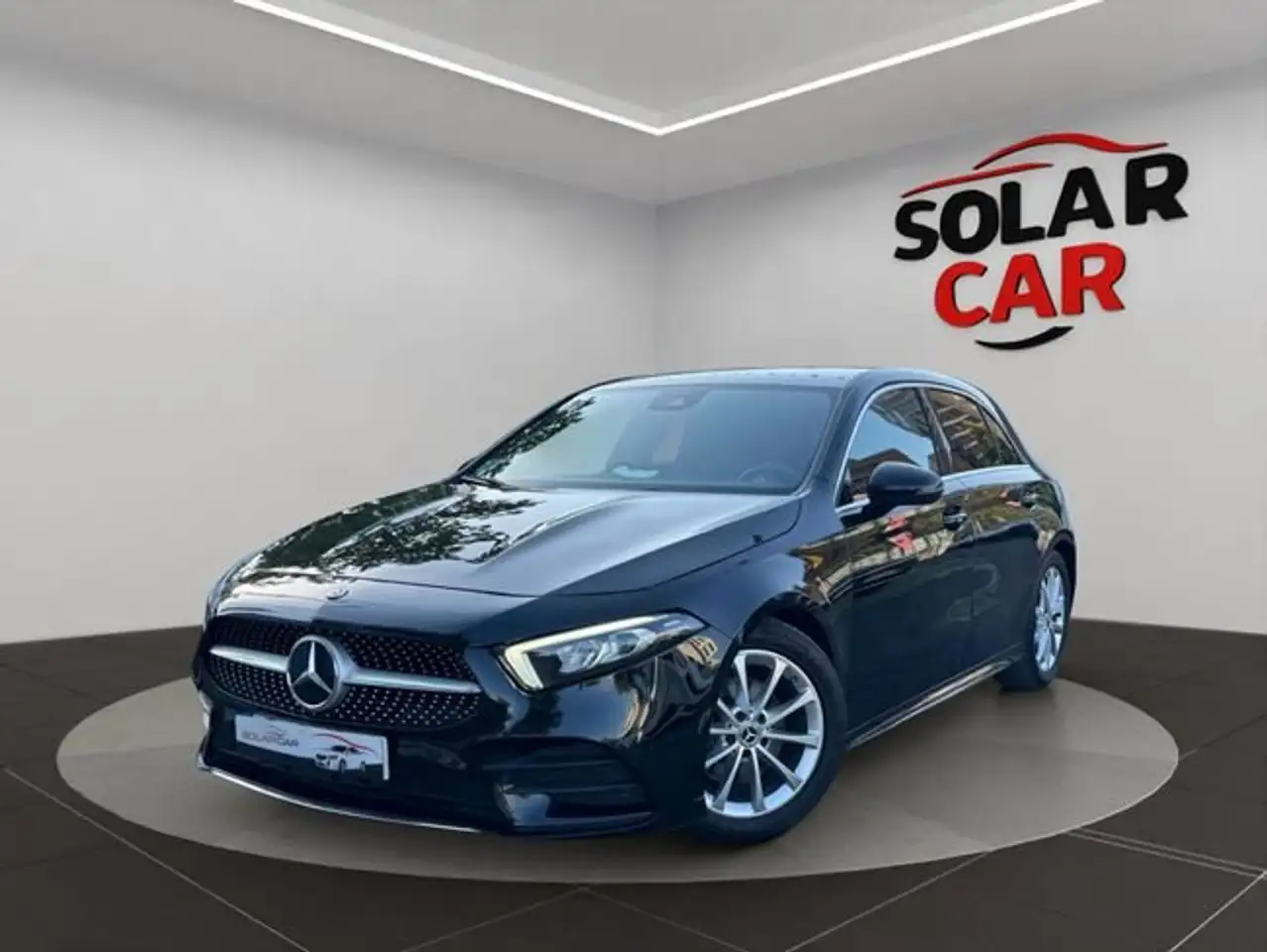 Mercedes-Benz A 180 d 7G-DCT — photo 1 of 29