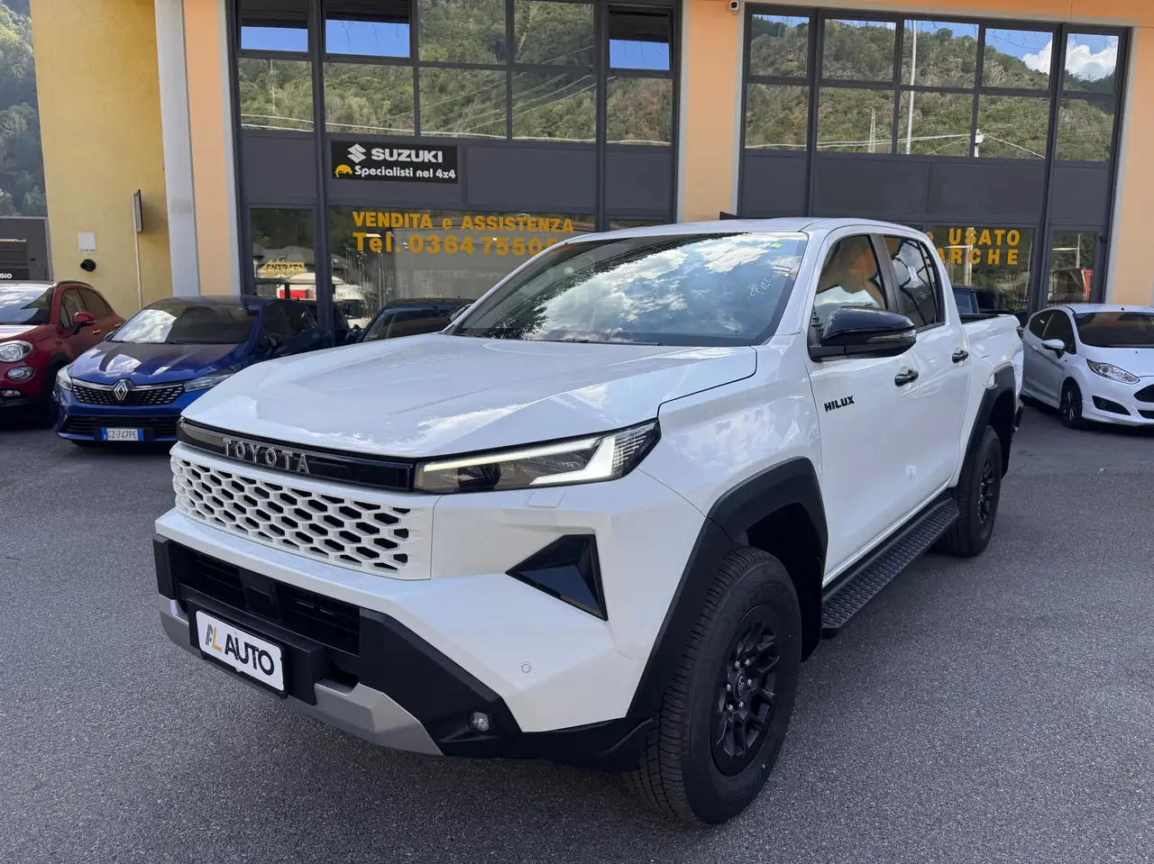 Toyota Hilux Hilux 2.8 d-4d 48V double cab Icon auto — photo 1 of 10