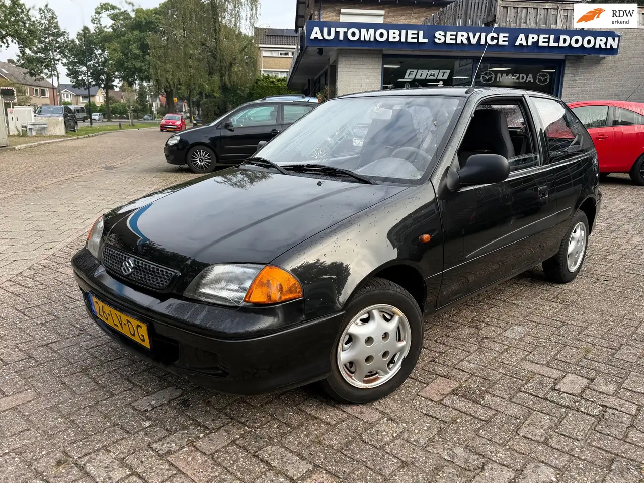 Suzuki Swift 1.3-16V Summum * NW. APK*ELEKTR. RAMEN*STUURBEKR.* — photo 1 of 14