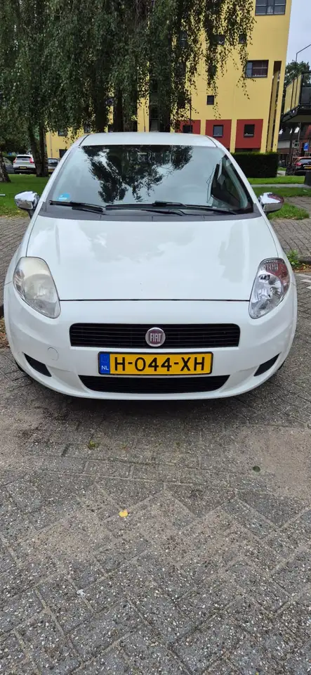 Fiat Punto Punto 1.2 Pop — photo 1 of 7