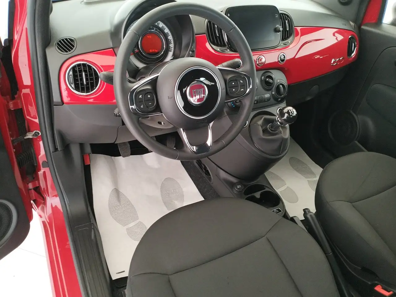 2023 Fiat 500 1.0 hybrid Cult 70cv - NEOPATENTATI, photograph 8