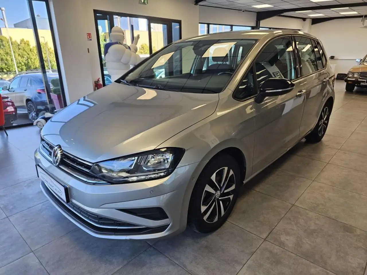 Volkswagen Golf Golf Sportsvan 1.6 TDI BlueMotion 115 CH IQDRIVE — photo 1 of 35
