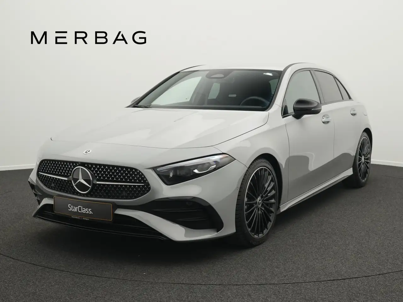 Mercedes-Benz A 200 A 200 d Multi+Night+Kamera+Ambi AMG Line Navi/LED — photo 1 of 24