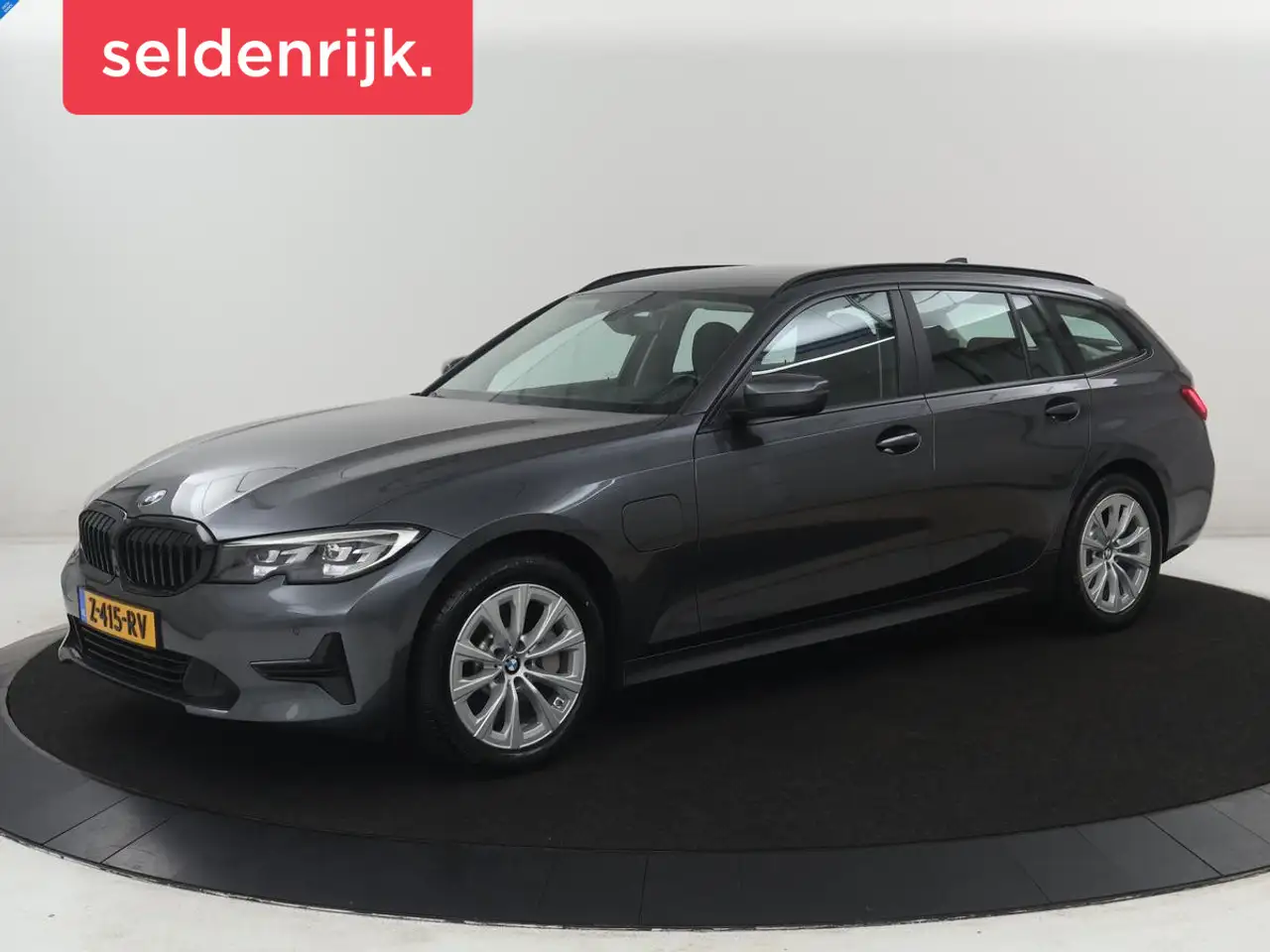 BMW 330 3-serie Touring 330e High Executive | SOH 91,4% | — photo 1 of 40