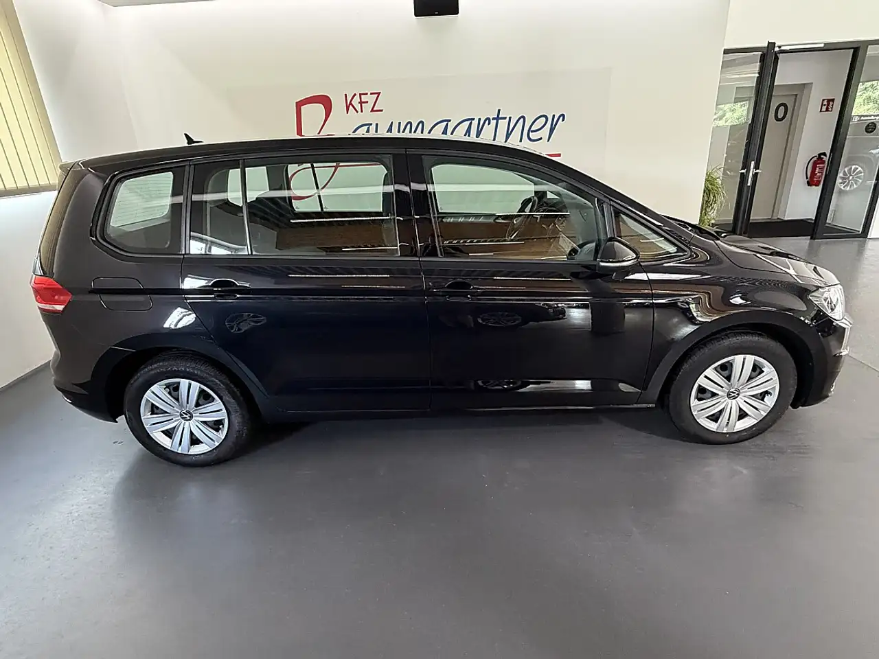 2023 Volkswagen Touran 2,0 TDI *NAVI*ACC*Virtual Cockpit*Elektrische H..., photograph 3