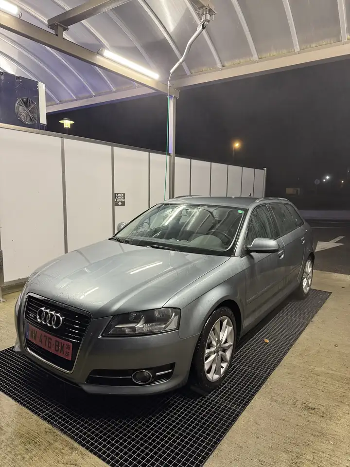 Audi A3 Sportback 2.0 TDI 140 DPF Business line — photo 1 of 4