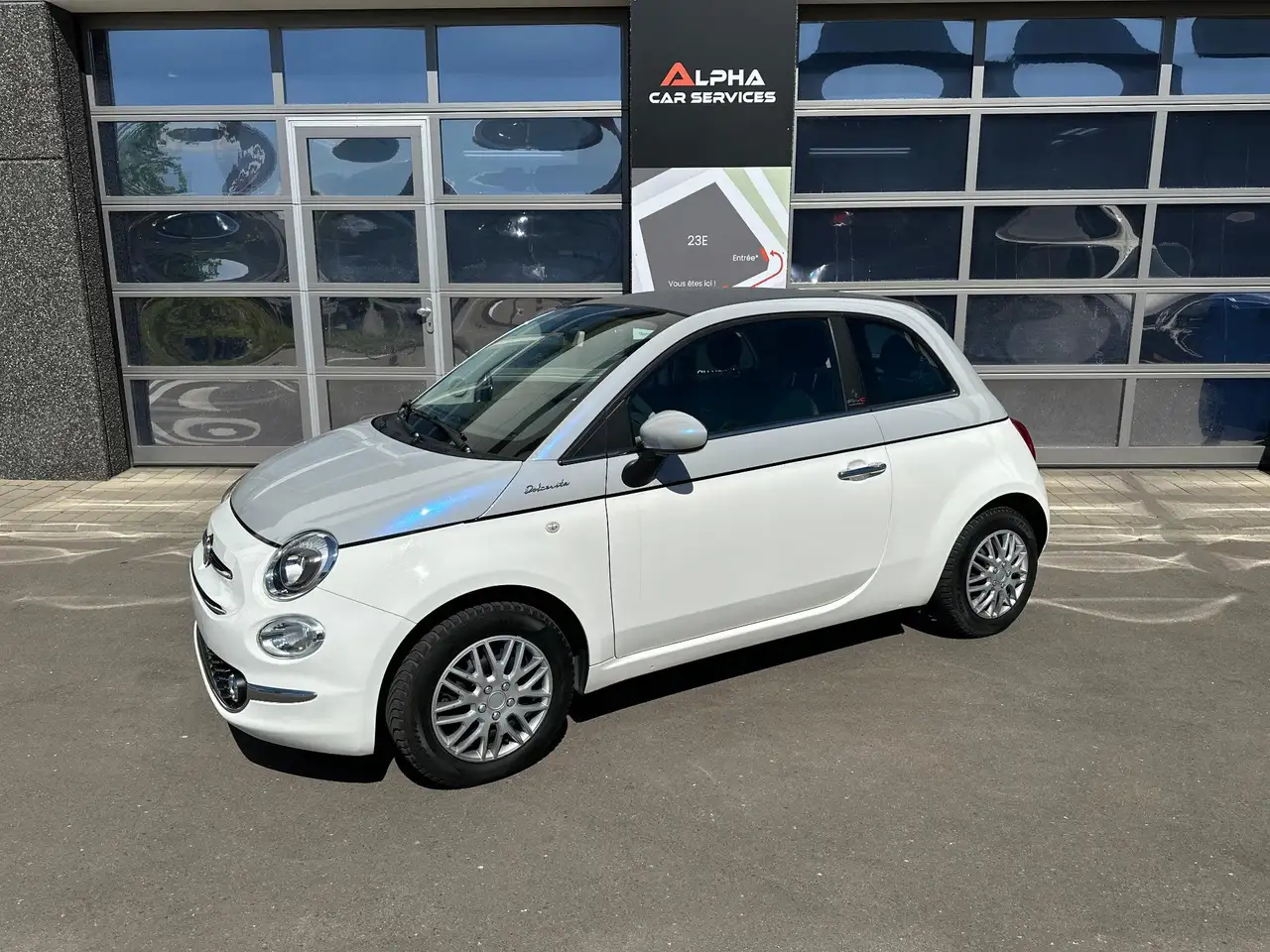 Fiat 500C 500 C 1.0 GSE Hybrid Dolcevita — photo 1 of 10