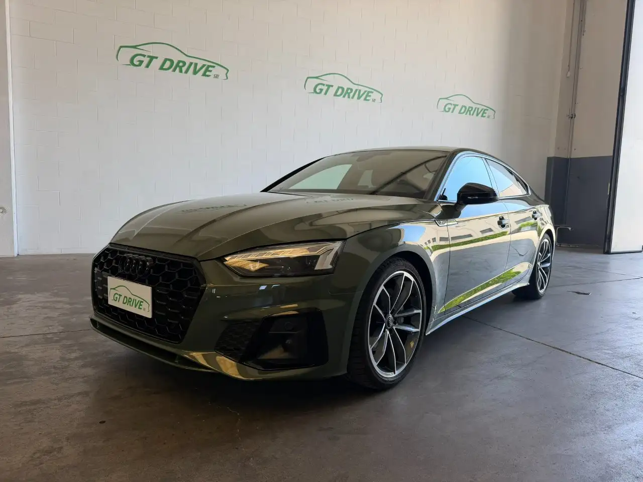Audi A5 40 2.0 tdi mhev S line edition 204cv s-tronic — photo 1 of 15
