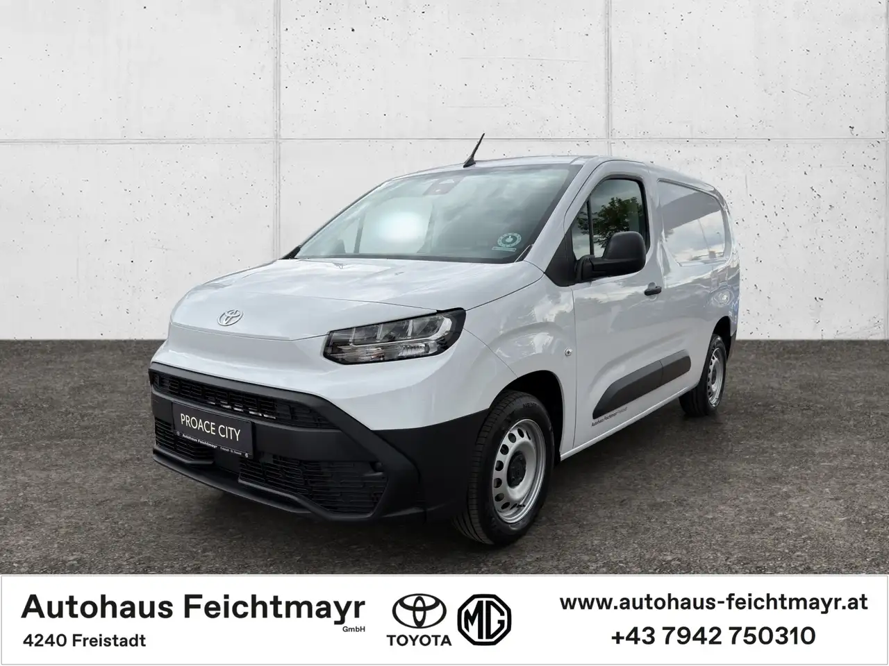 Toyota Proace City Meister 1,5 D-4D 102 L2 4-türig — photo 1 of 11