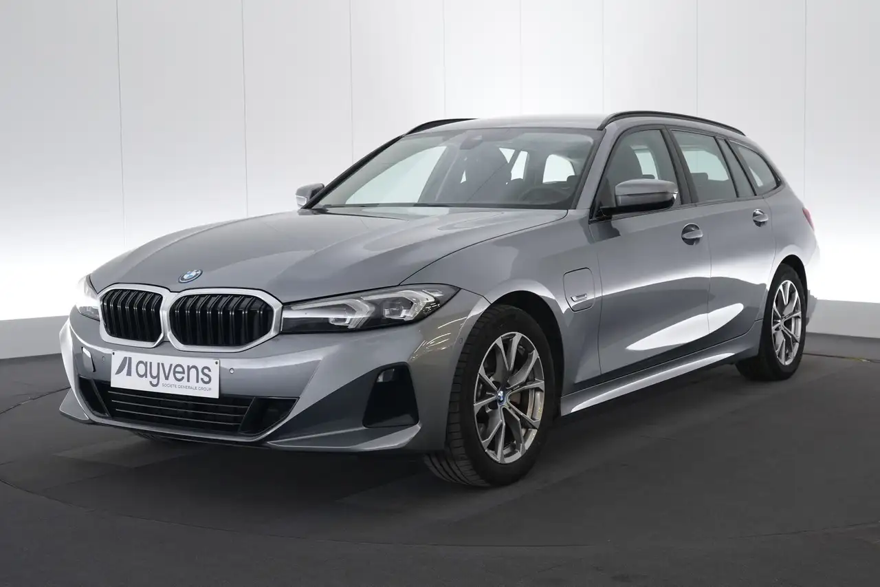 BMW 330 3 Touring 330e PHEV LEDER/CUIR LED GPS PDC CAM BLI — photo 1 of 15