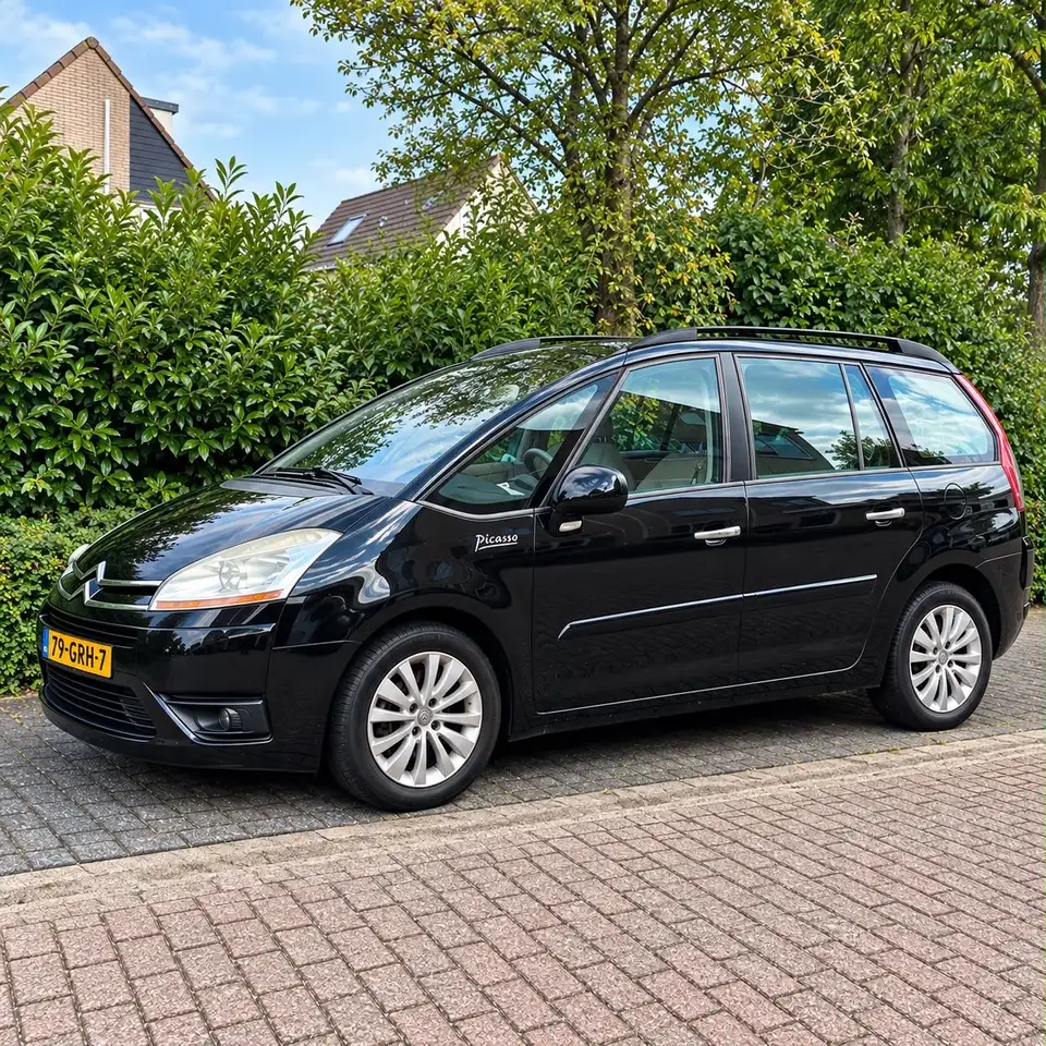 Citroen C4 Picasso 2.0-16V Ambiance 7p. — photo 1 of 18
