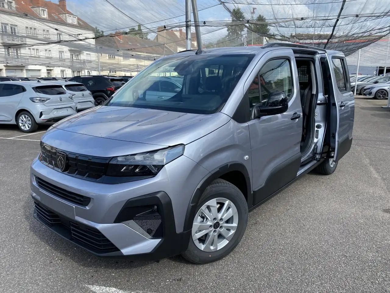 Peugeot Rifter (2) Long 1.5 BlueHDI S\u0026S 130 BVM6 ALLURE N1 SANS MALUS AVEC CAMERA DE RECUL — photo 1 of 15