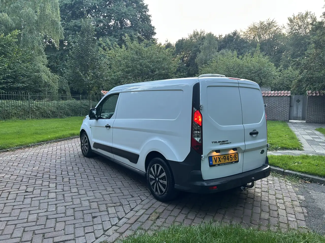 Ford Transit Connect L2 1.5 TDCI | Orig. NL | Carplay | Nwe APK — photo 1 of 19