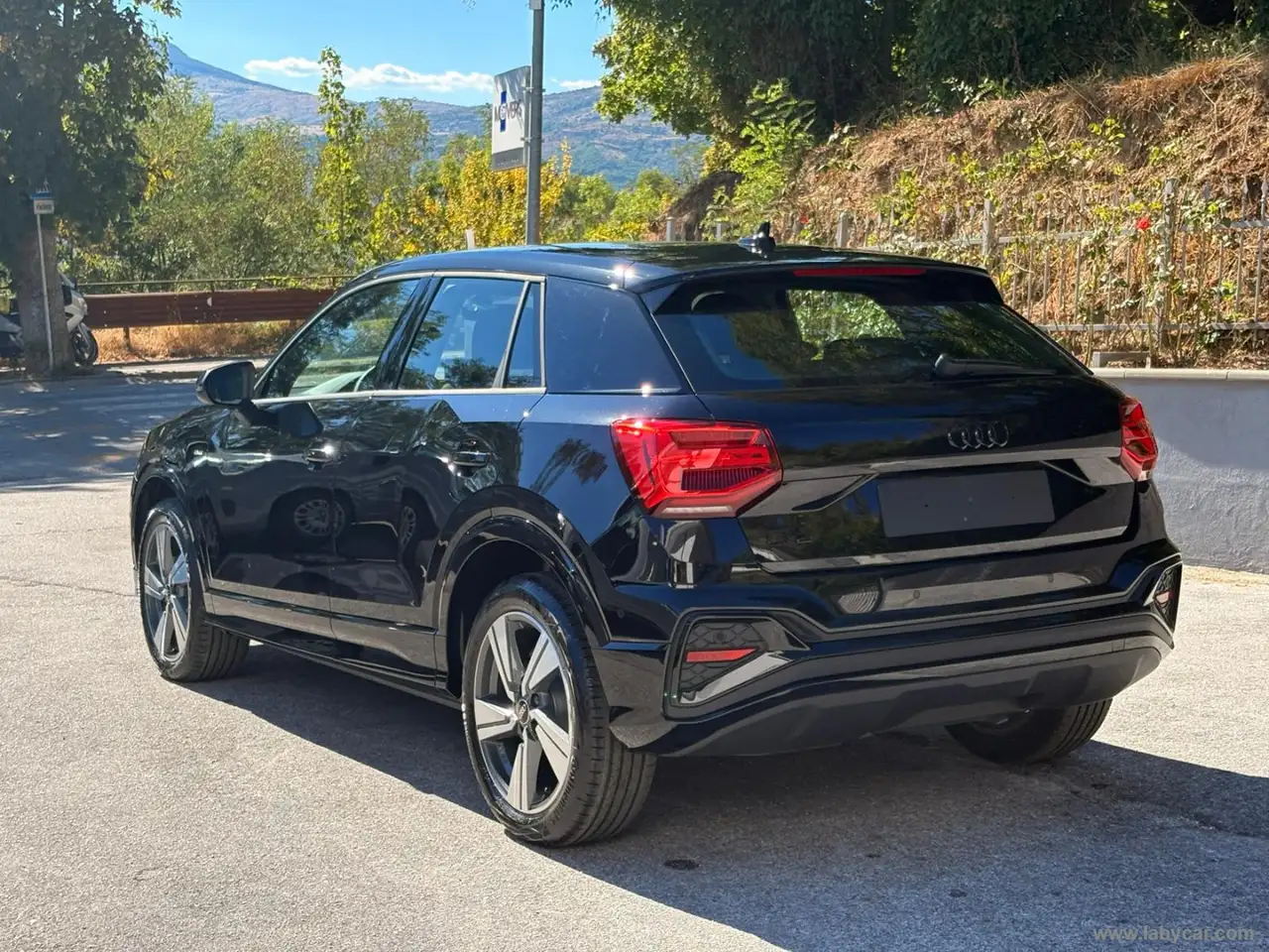 2026 Audi Q2 35 TDI S tronic S line Edition, photograph 7