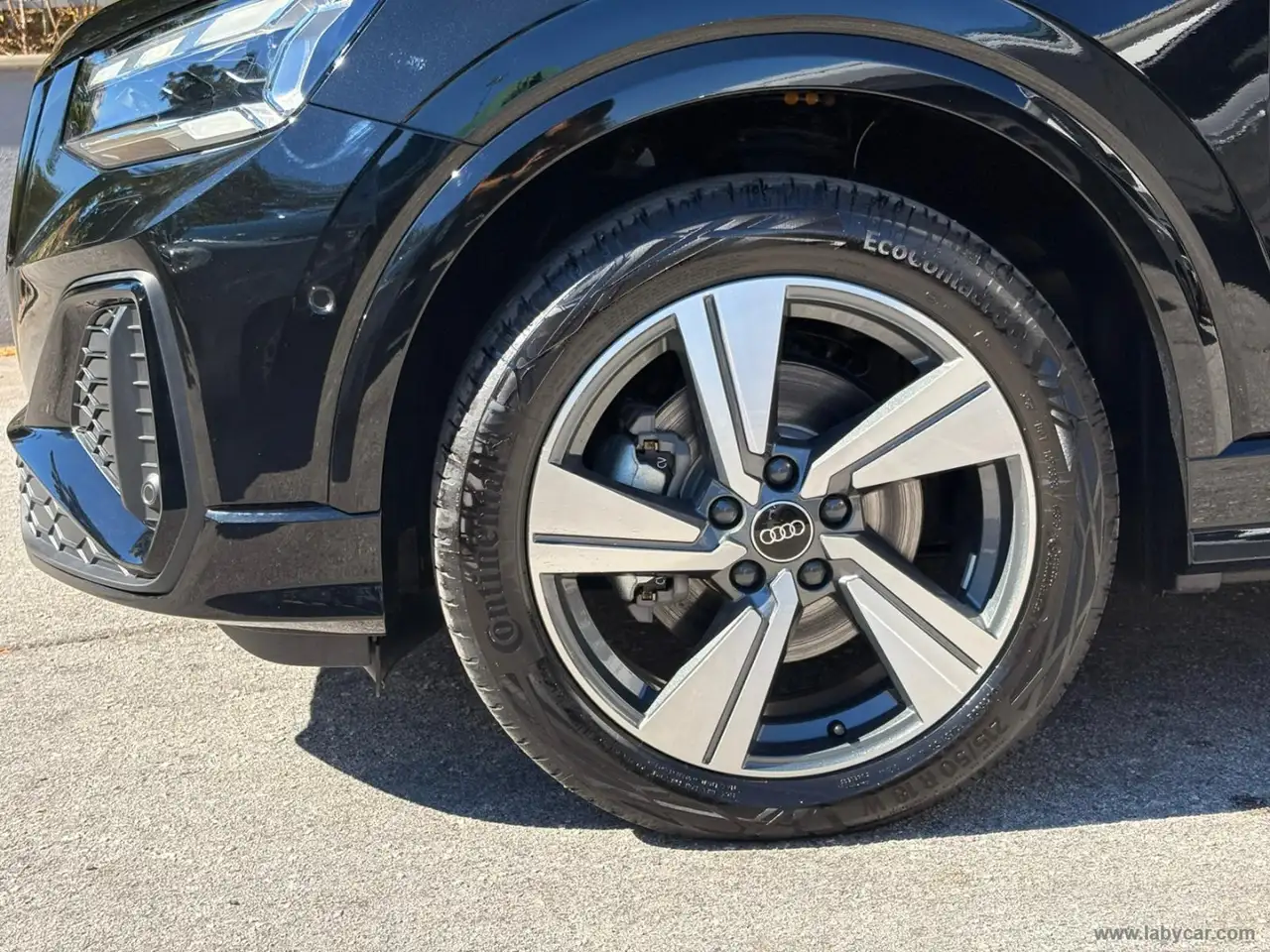 2026 Audi Q2 35 TDI S tronic S line Edition, photograph 9