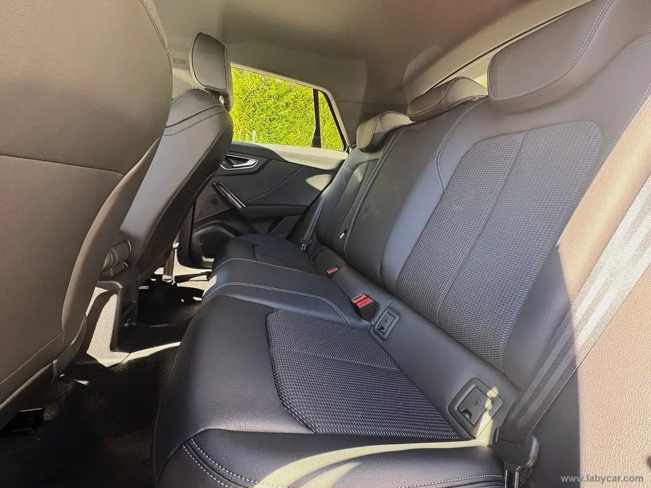 2026 Audi Q2 35 TDI S tronic S line Edition, photograph 11