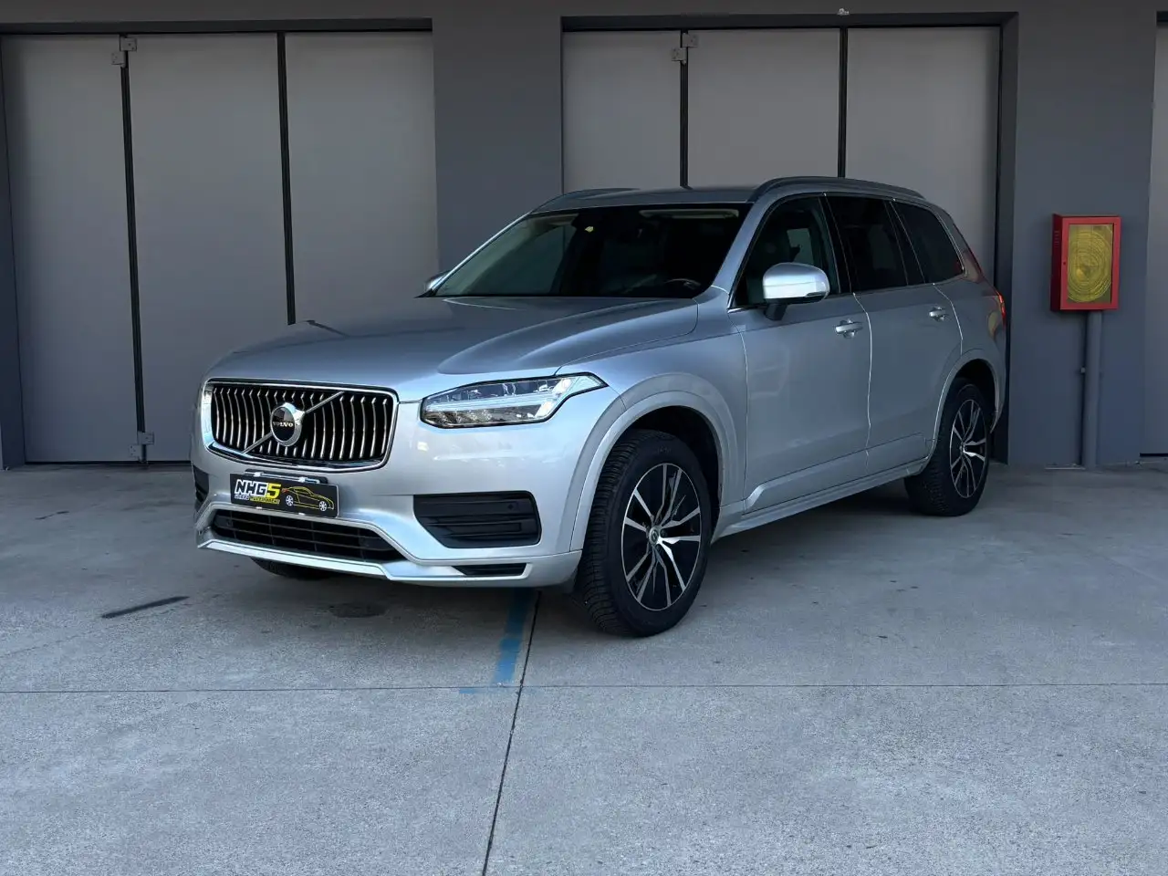 Volvo XC90 2.0 b5 Business Plus awd geartronic my20 — photo 1 of 15