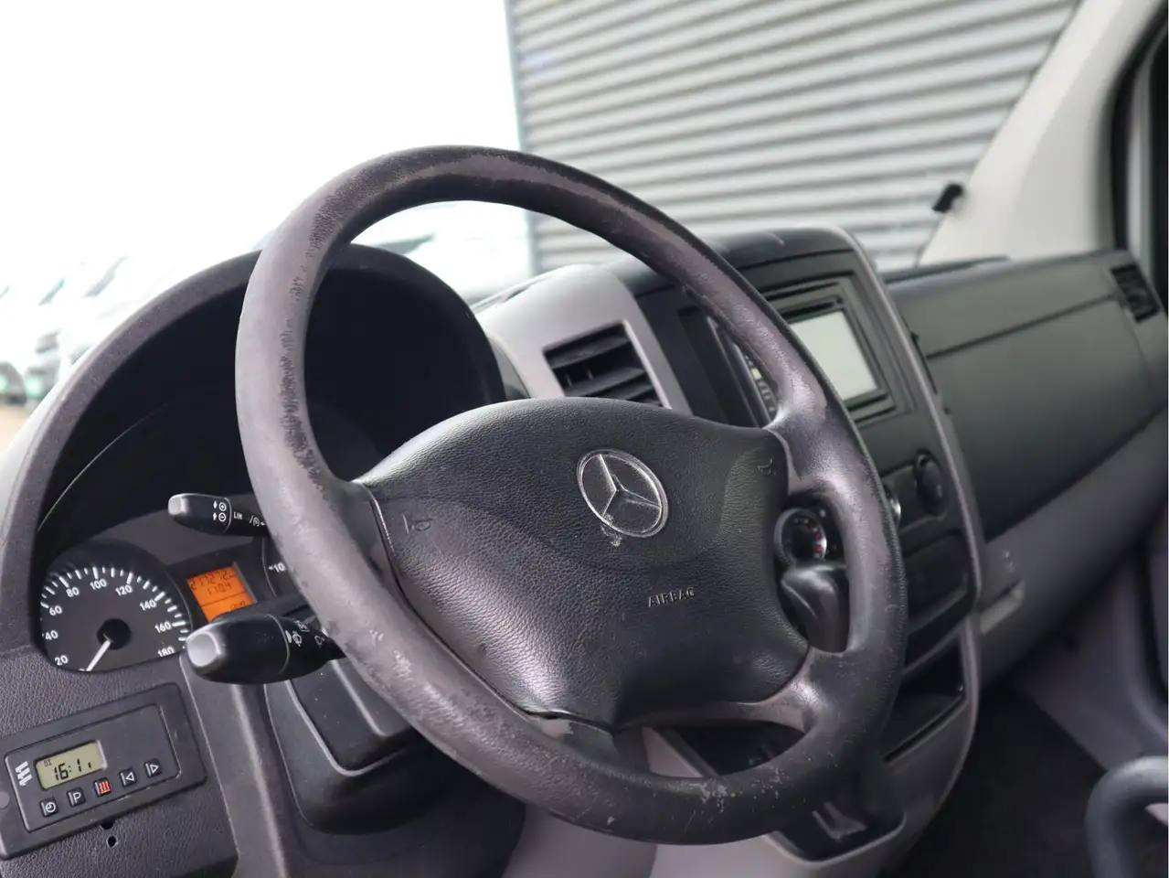 2011 Mercedes-Benz Sprinter 319 CDI 3.0 V6 Automaat Euro 5 - L2H2 - Trekhaak 3, photograph 12