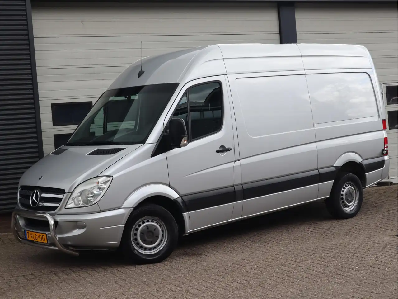 2011 Mercedes-Benz Sprinter 319 CDI 3.0 V6 Automaat Euro 5 - L2H2 - Trekhaak 3, photograph 5