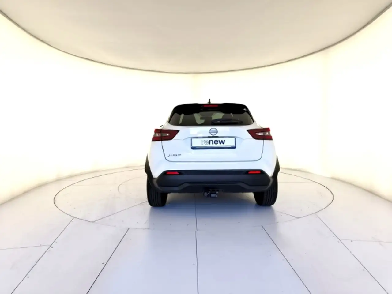 Nissan Juke Juke 1.0 dig-t N-Connecta 114cv — photo 1 of 15