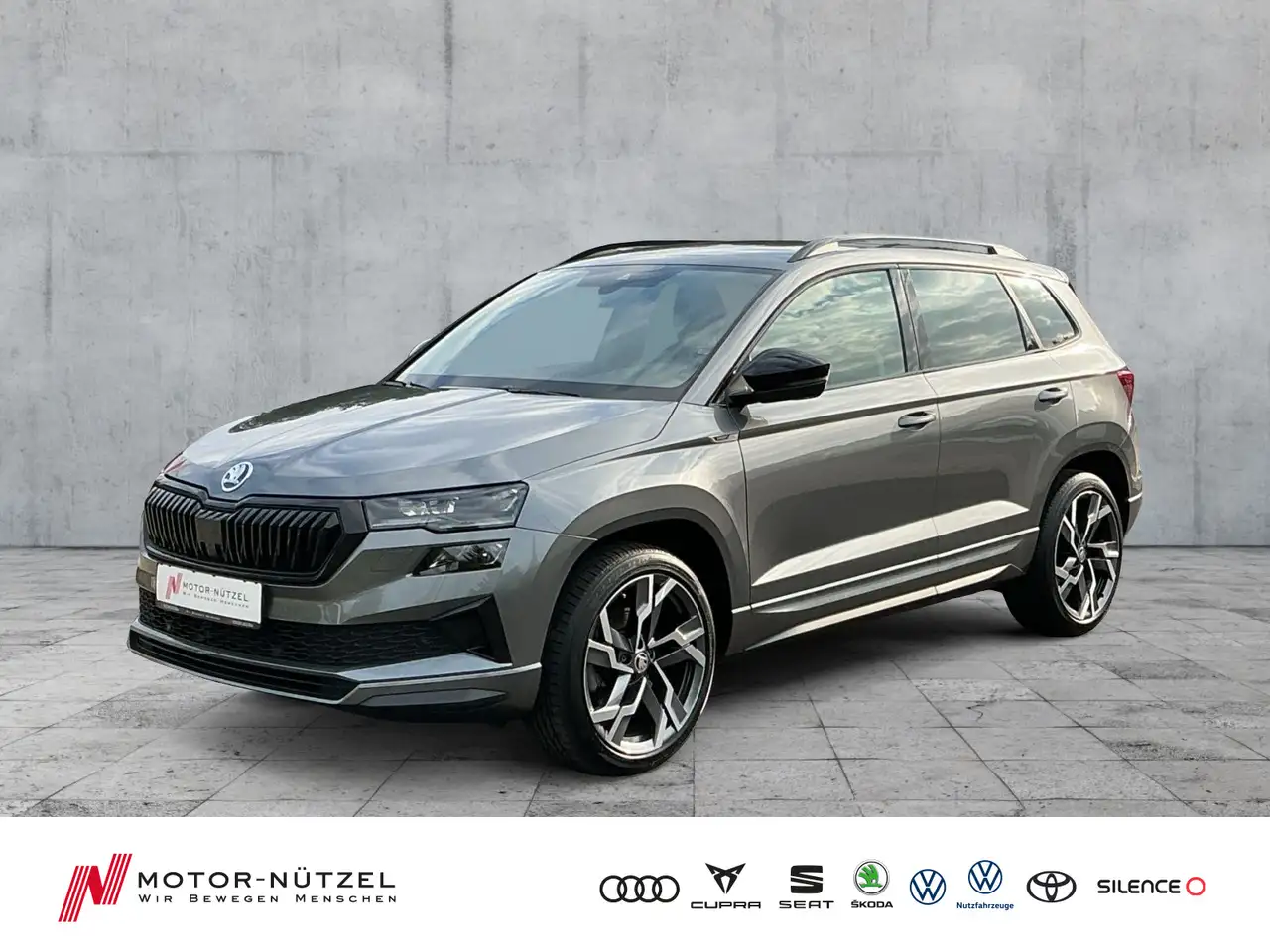 Skoda Karoq 2.0 TSI SPORTLINE 4x4 DSG LED+NAVI+APP — photo 1 of 22