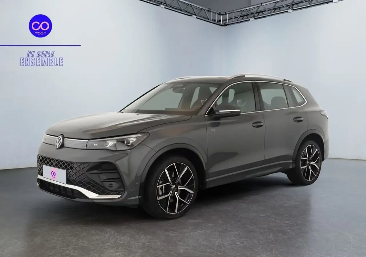 Volkswagen Tiguan 2.0 TDI 150 DSG7 R-Line — IQ.LIGHT HD Matrix Toit Pano Caméra 360° Jantes 20 — photo 1 of 8