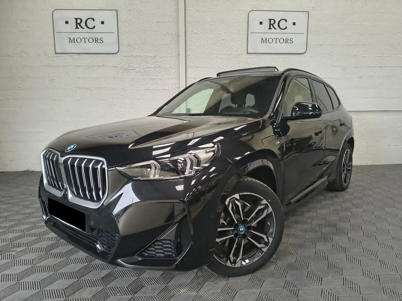 BMW X1 xDrive25e 245 ch. M Sport — photo 1 of 28