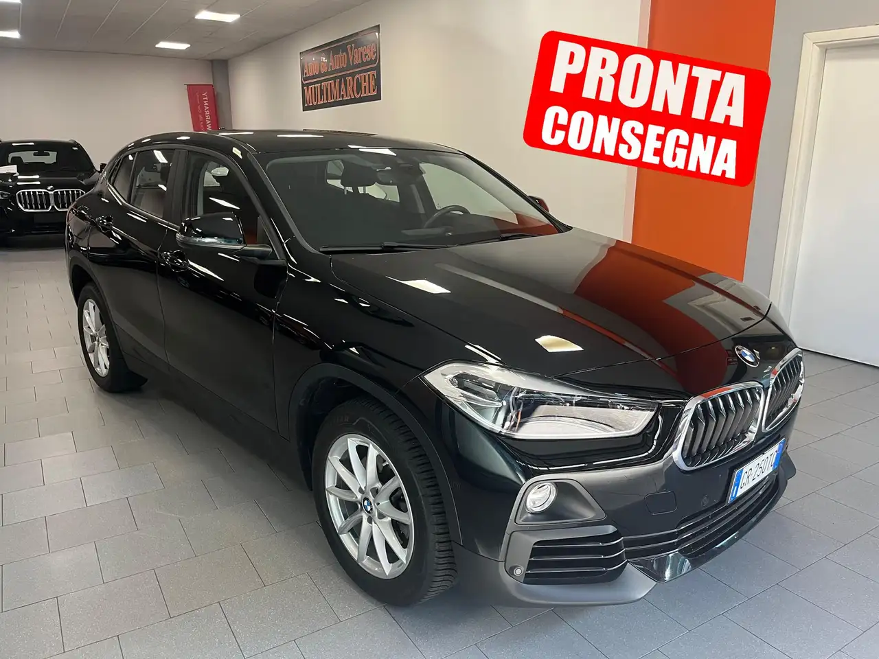 BMW X2 sDrive 18i NAVI — photo 1 of 13