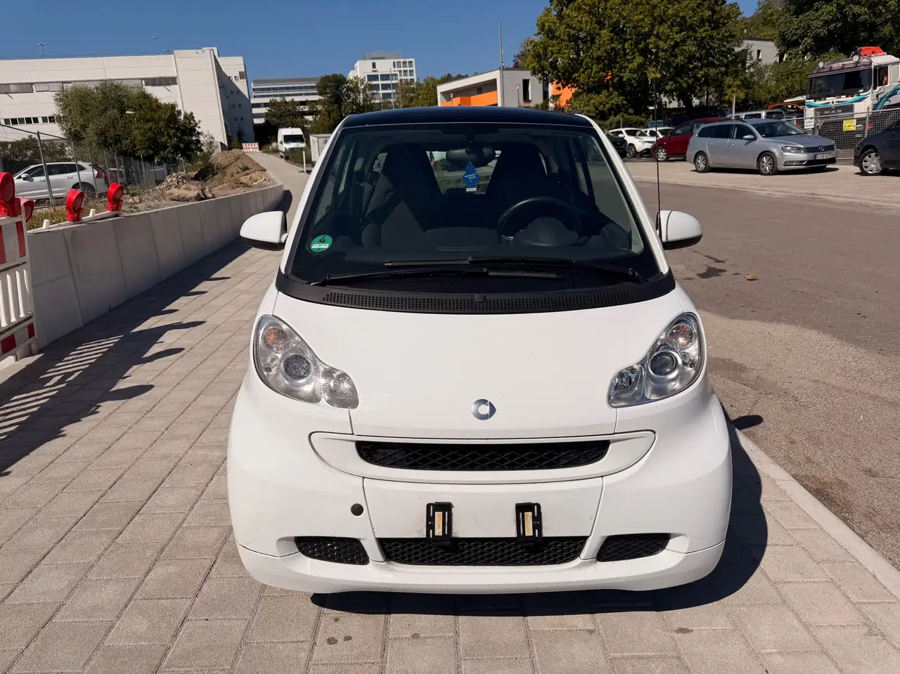 smart forTwo Micro Hybrid Drive 52 kW (451.380) — photo 1 of 17