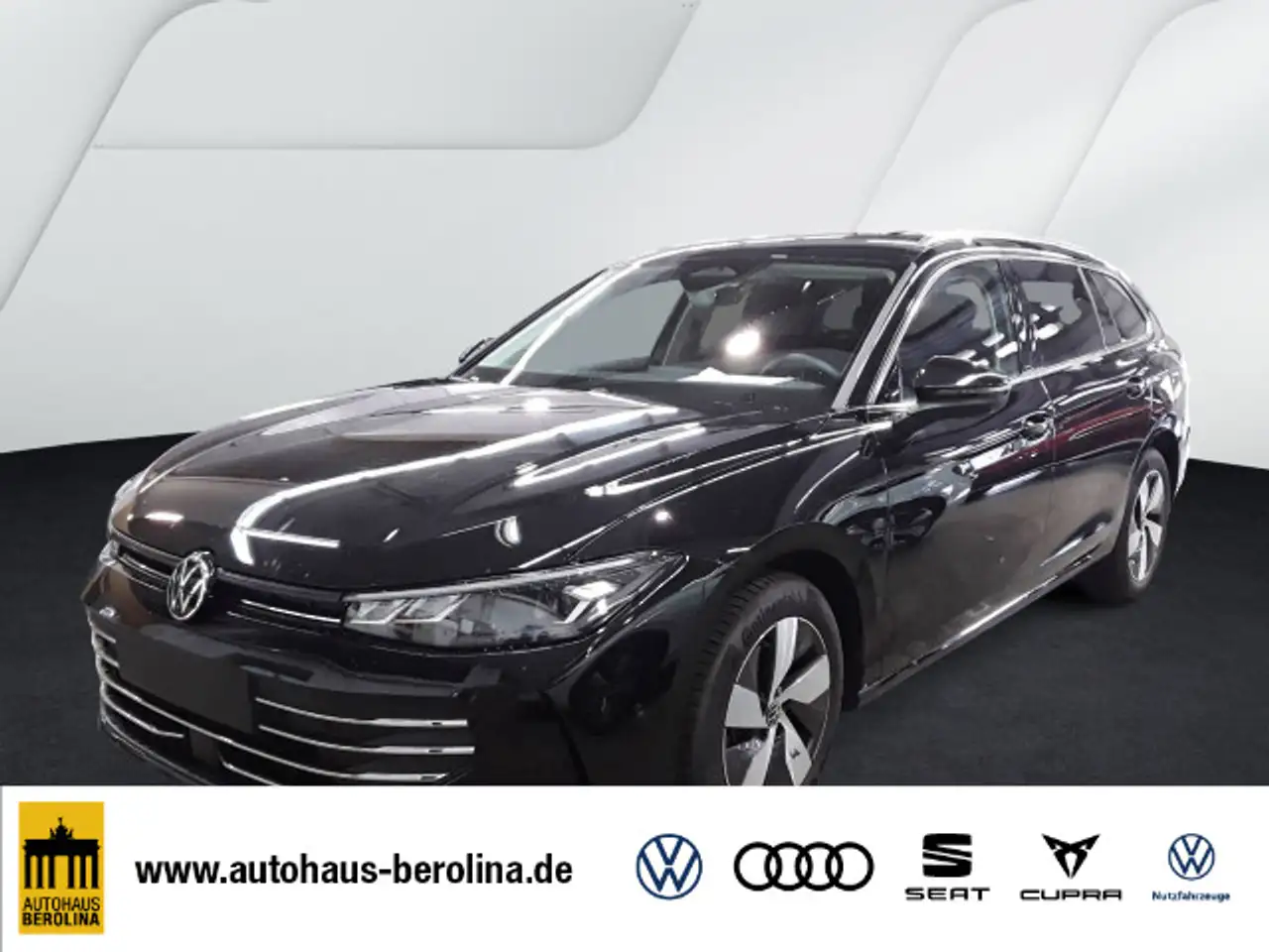Volkswagen Passat Variant 1.5 eTSI Business DSG *AHK*360°* — photo 1 of 5