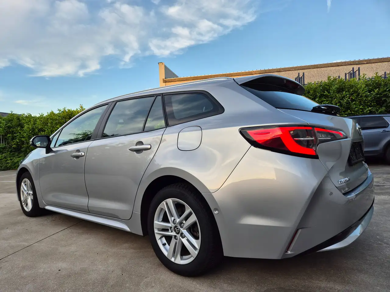 2023 Toyota Corolla SW 1.8i AUTOM. / HEV HYBRID / 83.898 KM !! 2023 !!, photograph 7